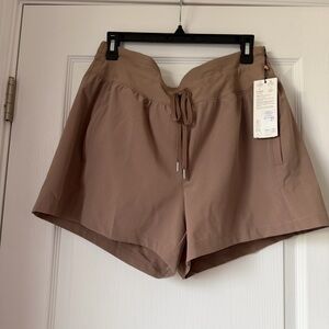 New Women's Calia Mid-Rise Tan Shorts 4” Inseam TrueLight Fabric